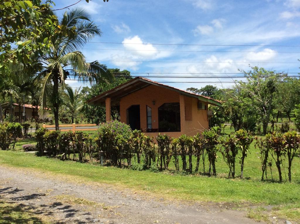 מלון La Fortuna Cabinas Los Guayabos מראה חיצוני תמונה